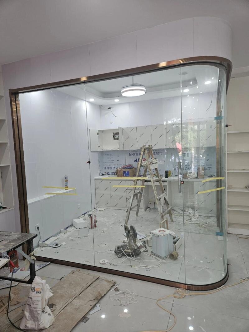 槐荫区夹胶玻璃异形展柜玻璃 - 排名